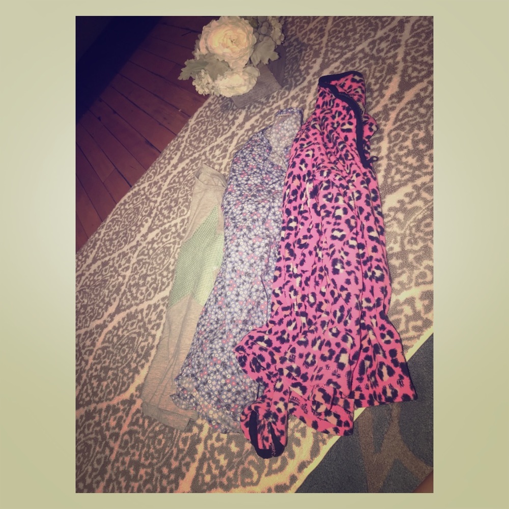 💗Girls tops(3 for $14)